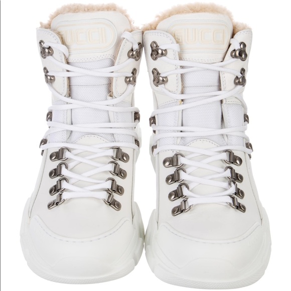 GUcci Flashtrek SEGA high top shearling boot. - Picture 3 of 8
